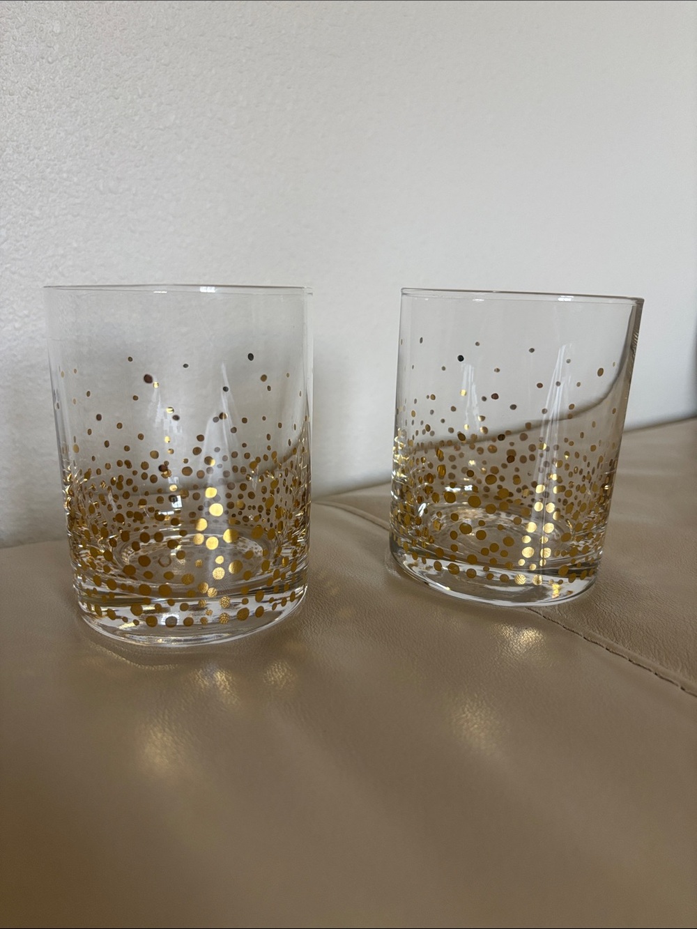 Set of 2 Gold Dot Glasses